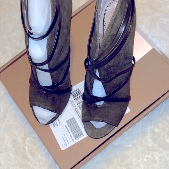 New (never worn) Journey Collection 8.5WD Olive - Picture 2 of 4